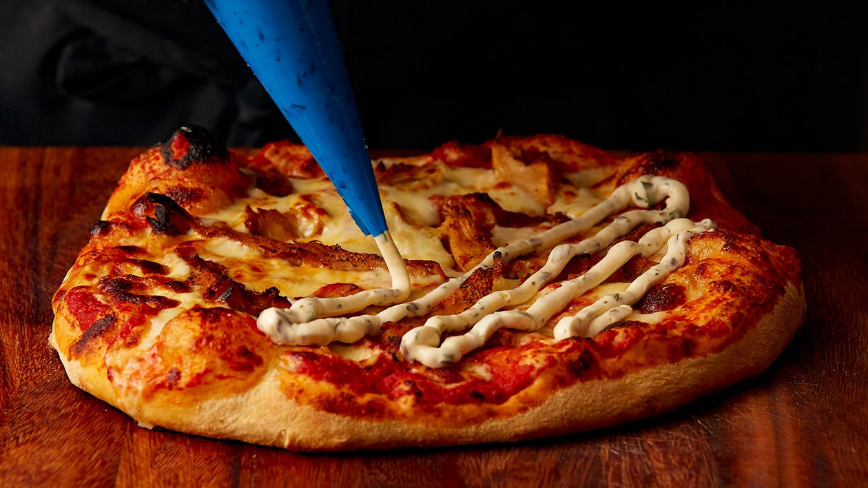 Spicy NoChicken Pizza med bearnaise – - Oppskrift